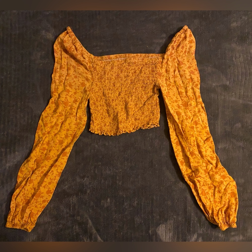 Aeropostale Long Sleeve Cropped Top Small